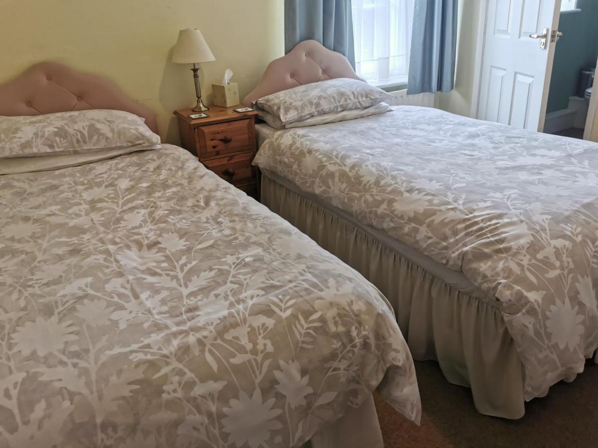 Black Swan Guest House Marton  Стая снимка