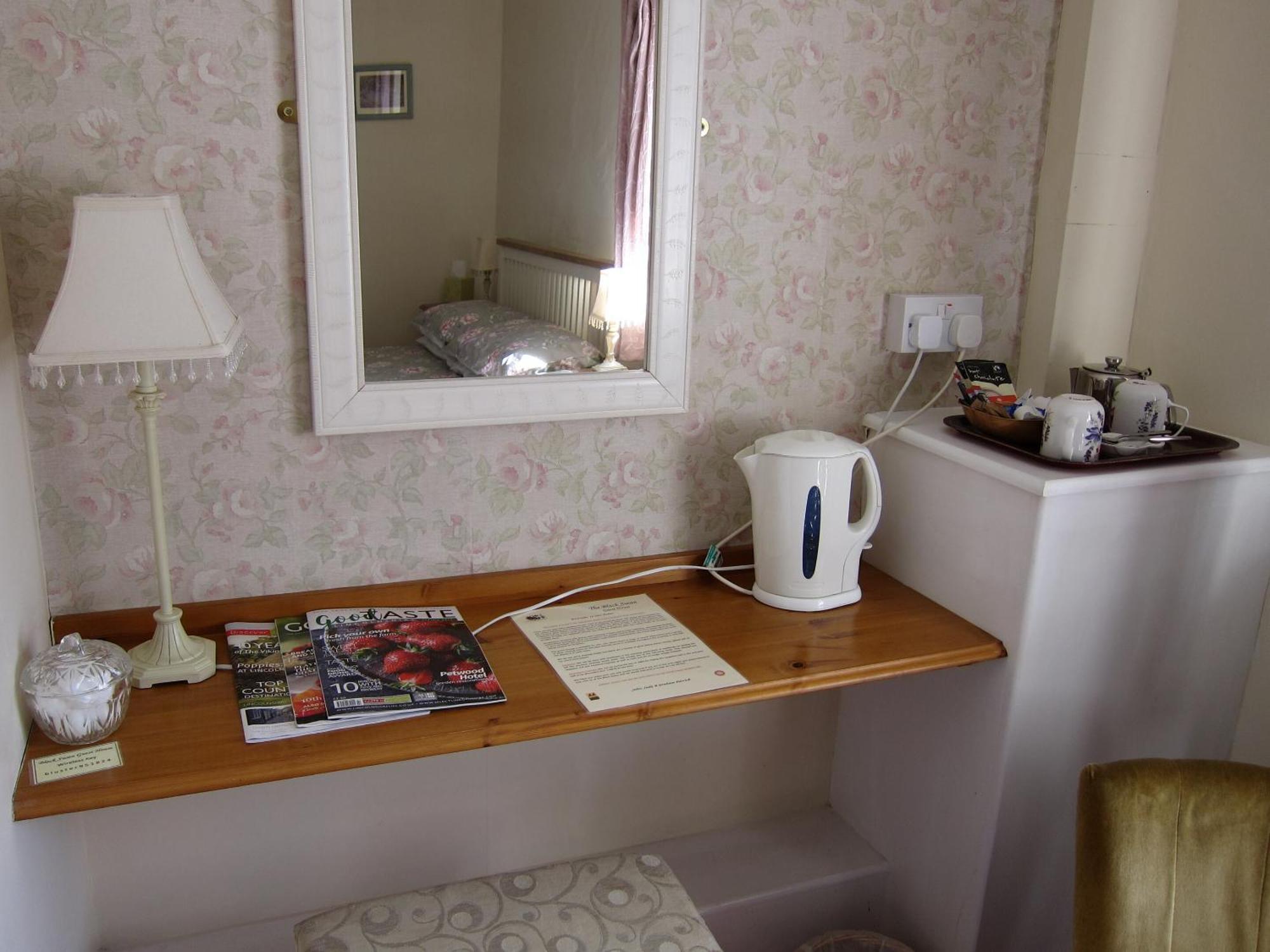 Black Swan Guest House Marton  Стая снимка